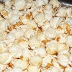 Alternative zu Chips und Salzstangen – abends einfach mal selbst gemachtes Popcorn knabbern